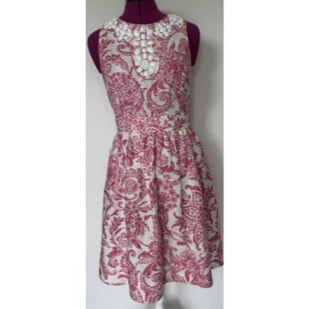 Eliza J Linen Blend Sleeveless Dress beaded neckline Zip Lined Women’s Size 6